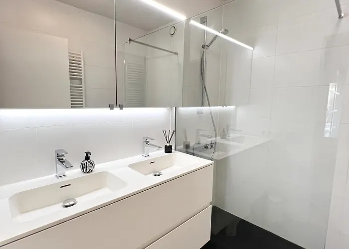 25-006 - Key West - Dreams